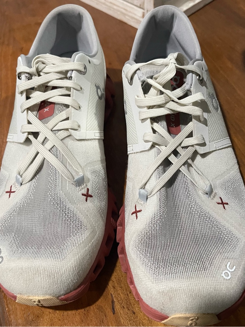 OP Mens White and Pink Running Sneakers